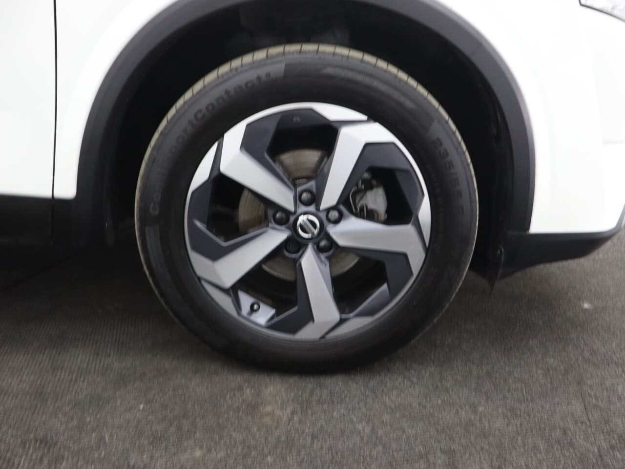 Nissan Qashqai 1.3 DIG-T MHEV N-Connecta — image 50