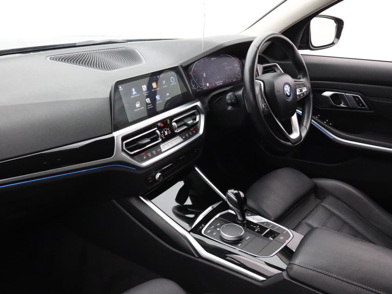 BMW 3 Series 2.0 330e 12kWh Sport Pro Touring — image 50