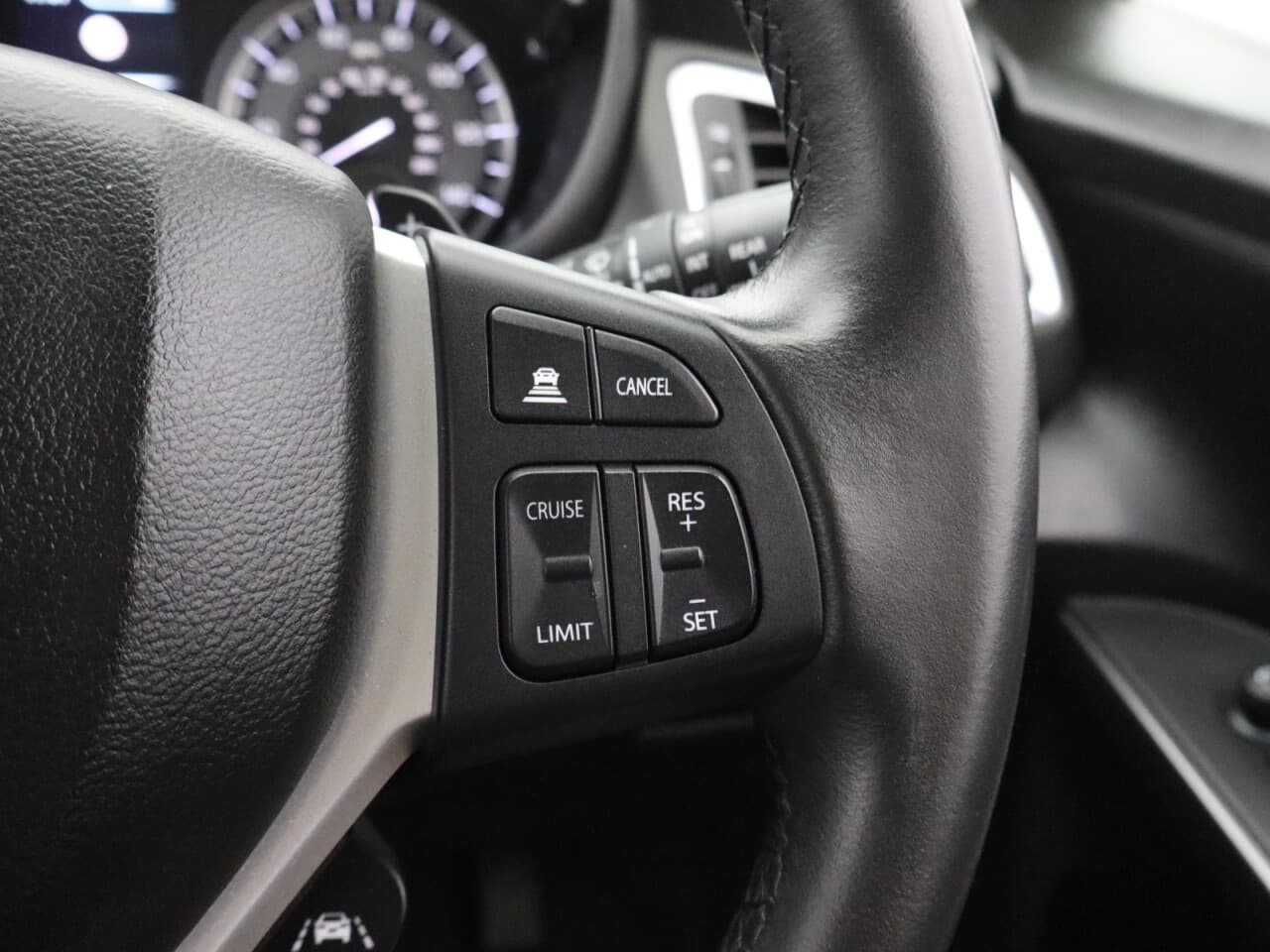 Suzuki S-Cross 1.5h Motion — image 18