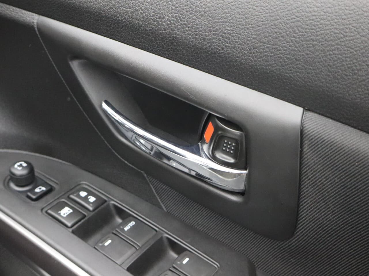 Suzuki S-Cross 1.5h Motion — image 50