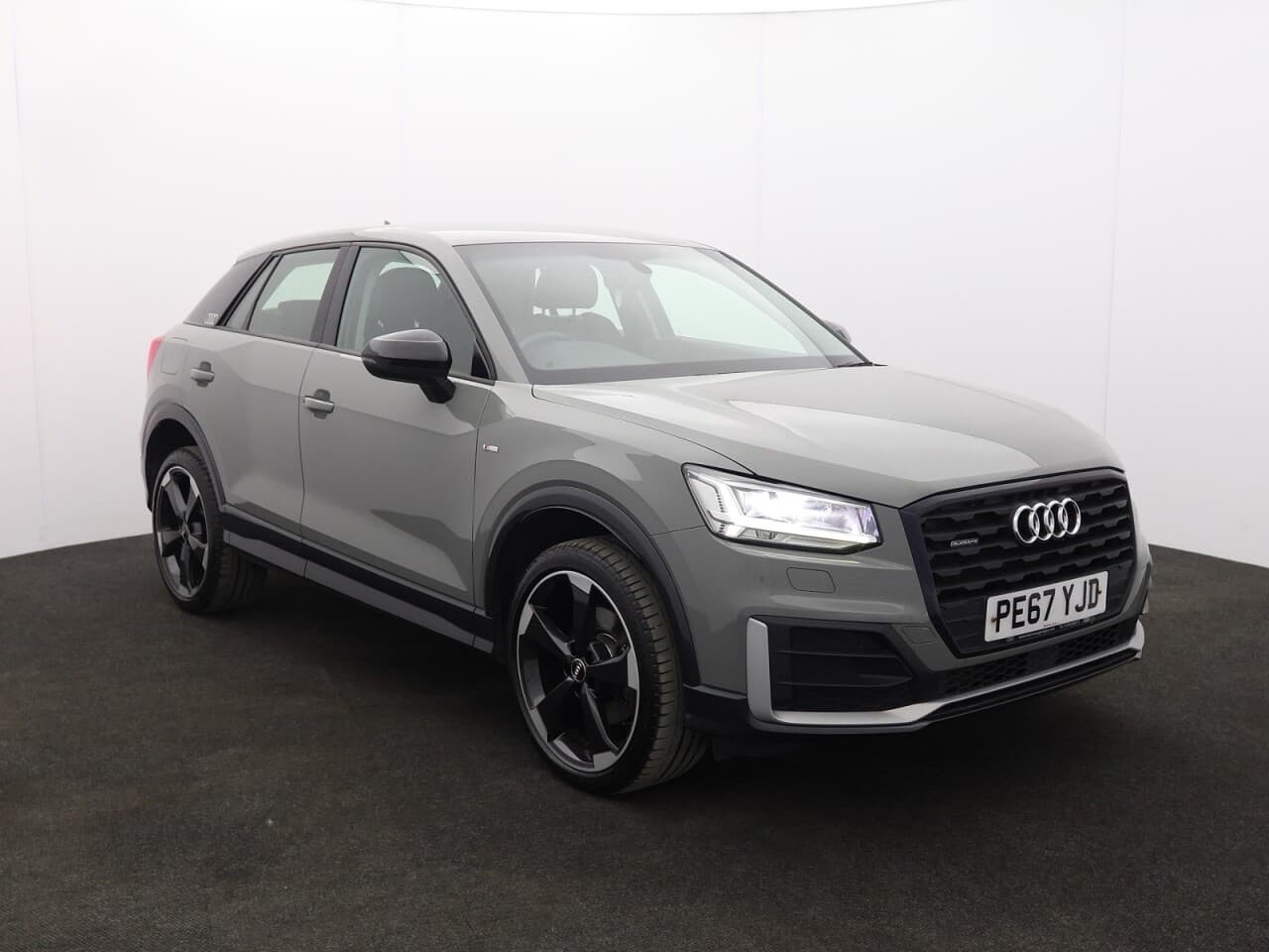 Audi Q2 2.0 TDI Edition 1 view 1