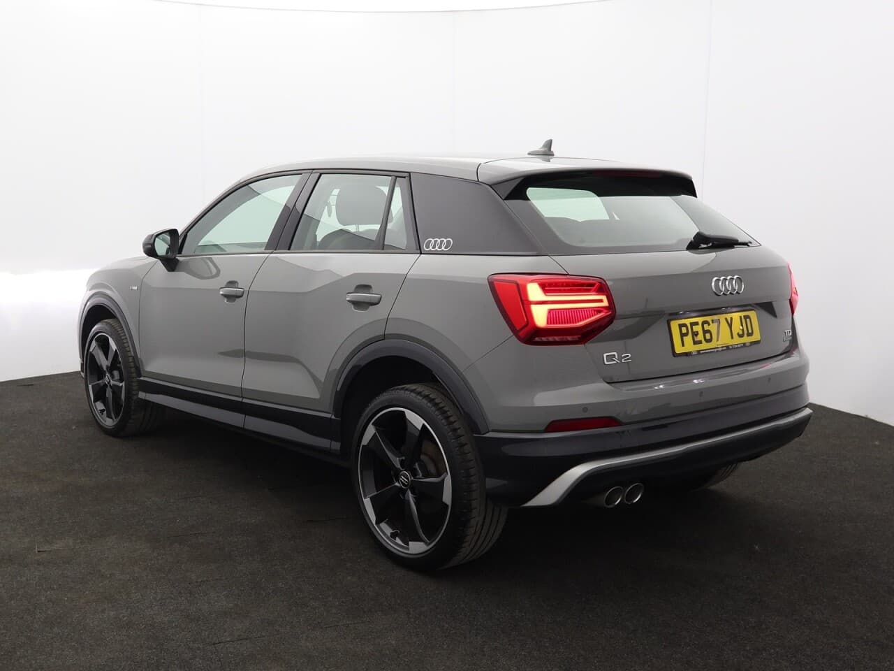 Audi Q2 2.0 TDI Edition 1 — image 8