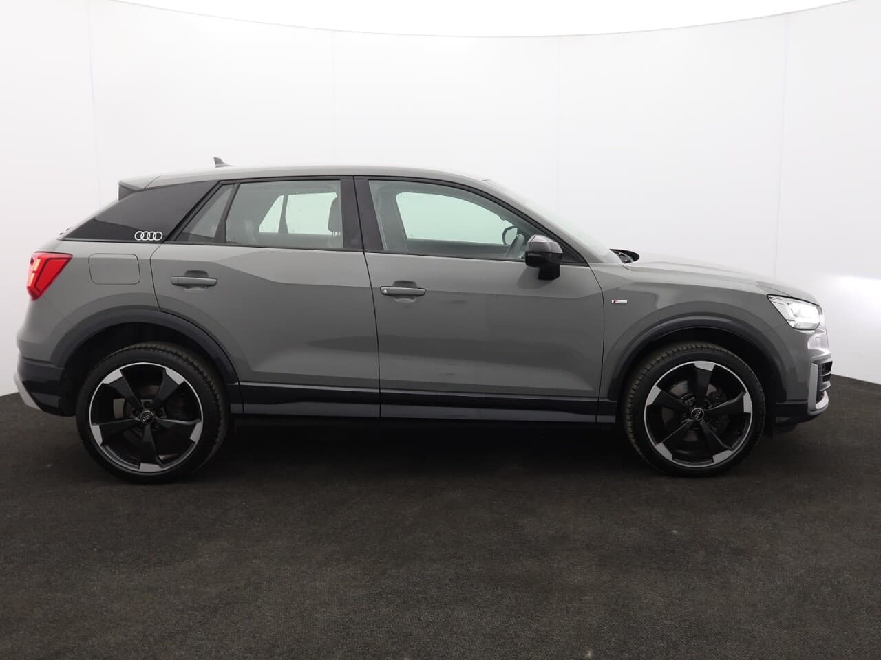 Audi Q2 2.0 TDI Edition 1 — image 11