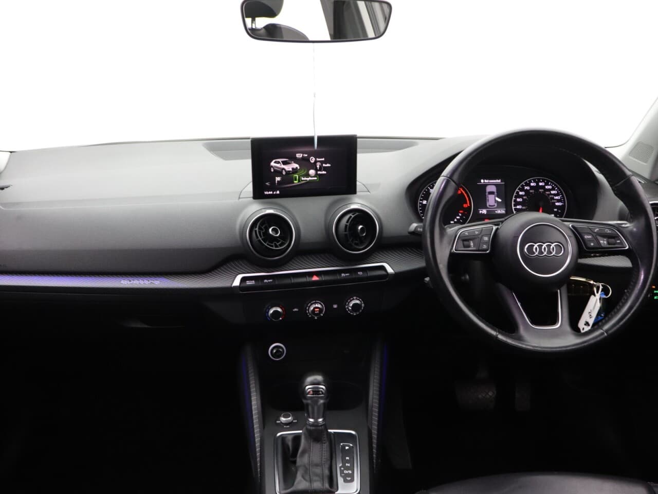 Audi Q2 2.0 TDI Edition 1 — image 12