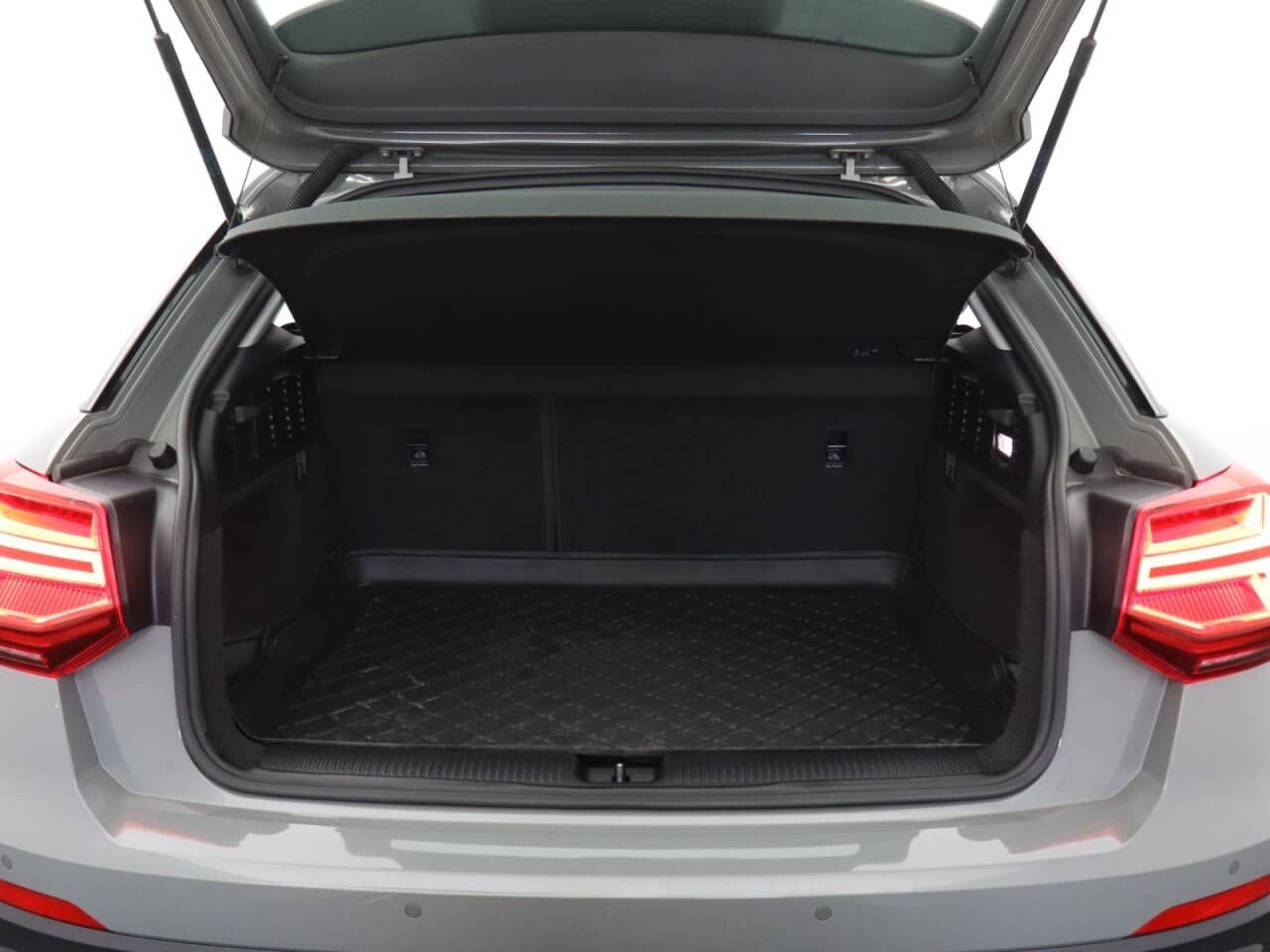 Audi Q2 2.0 TDI Edition 1 — image 45
