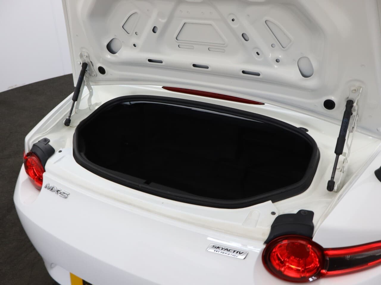 Mazda MX-5 1.5 SKYACTIV-G SE+ — image 39