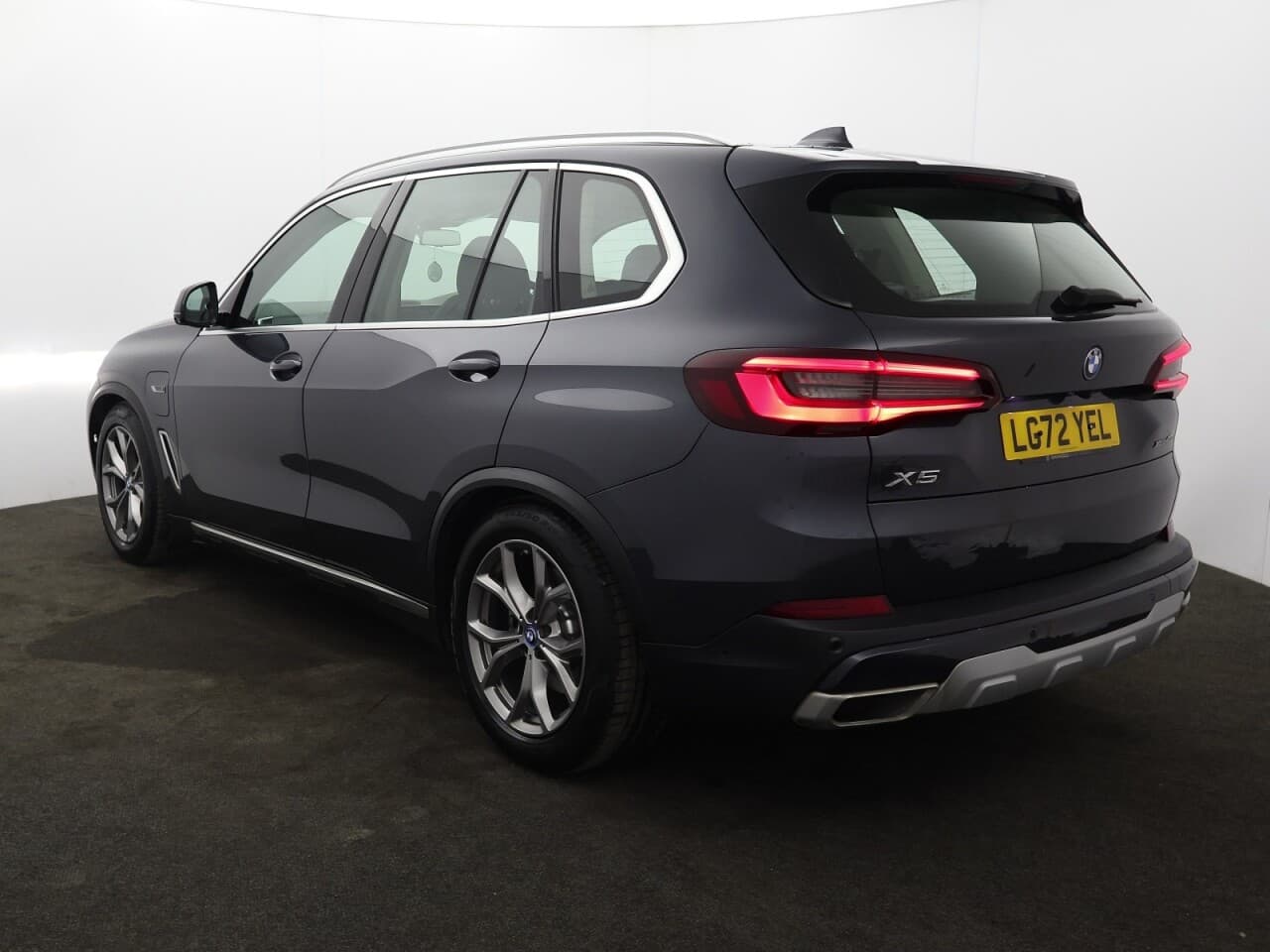 BMW X5 3.0 45e 24kWh xLine — image 8