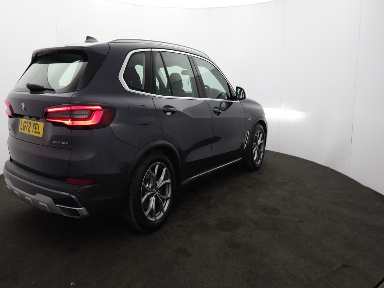 BMW X5 3.0 45e 24kWh xLine — image 10