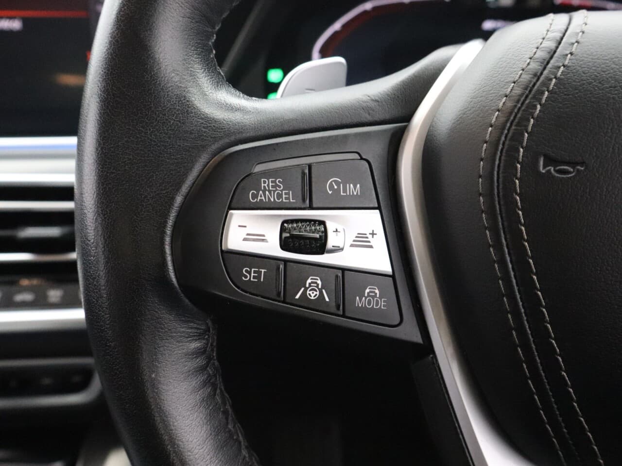 BMW X5 3.0 45e 24kWh xLine — image 17
