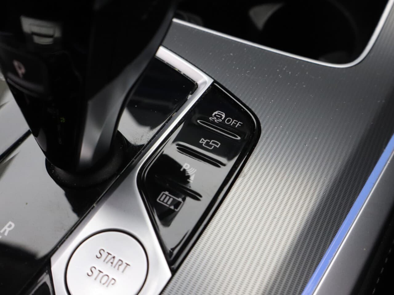 BMW X5 3.0 45e 24kWh xLine — image 28