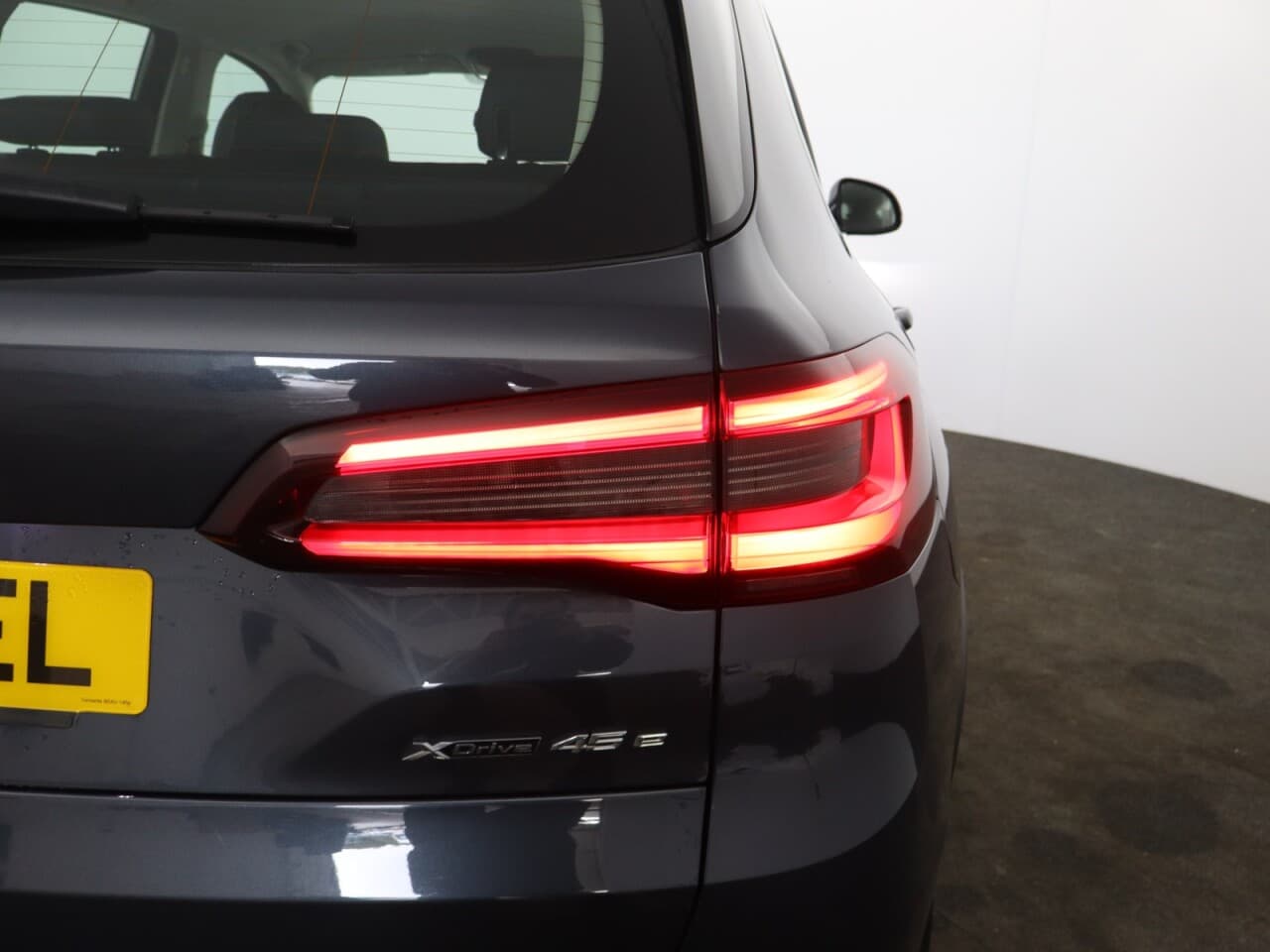 BMW X5 3.0 45e 24kWh xLine — image 77