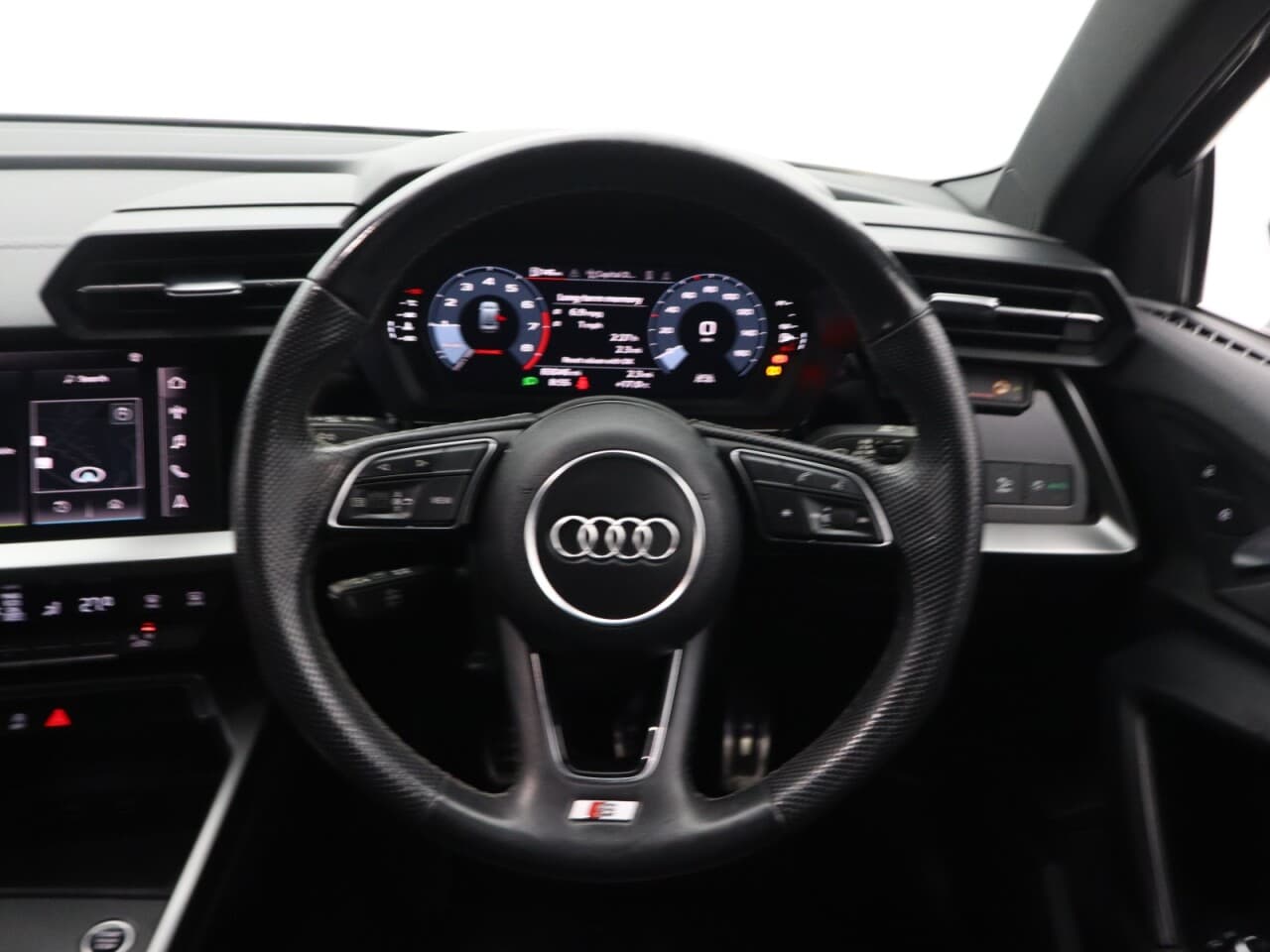 Audi A3 1.0 TFSI 30 S line — image 16