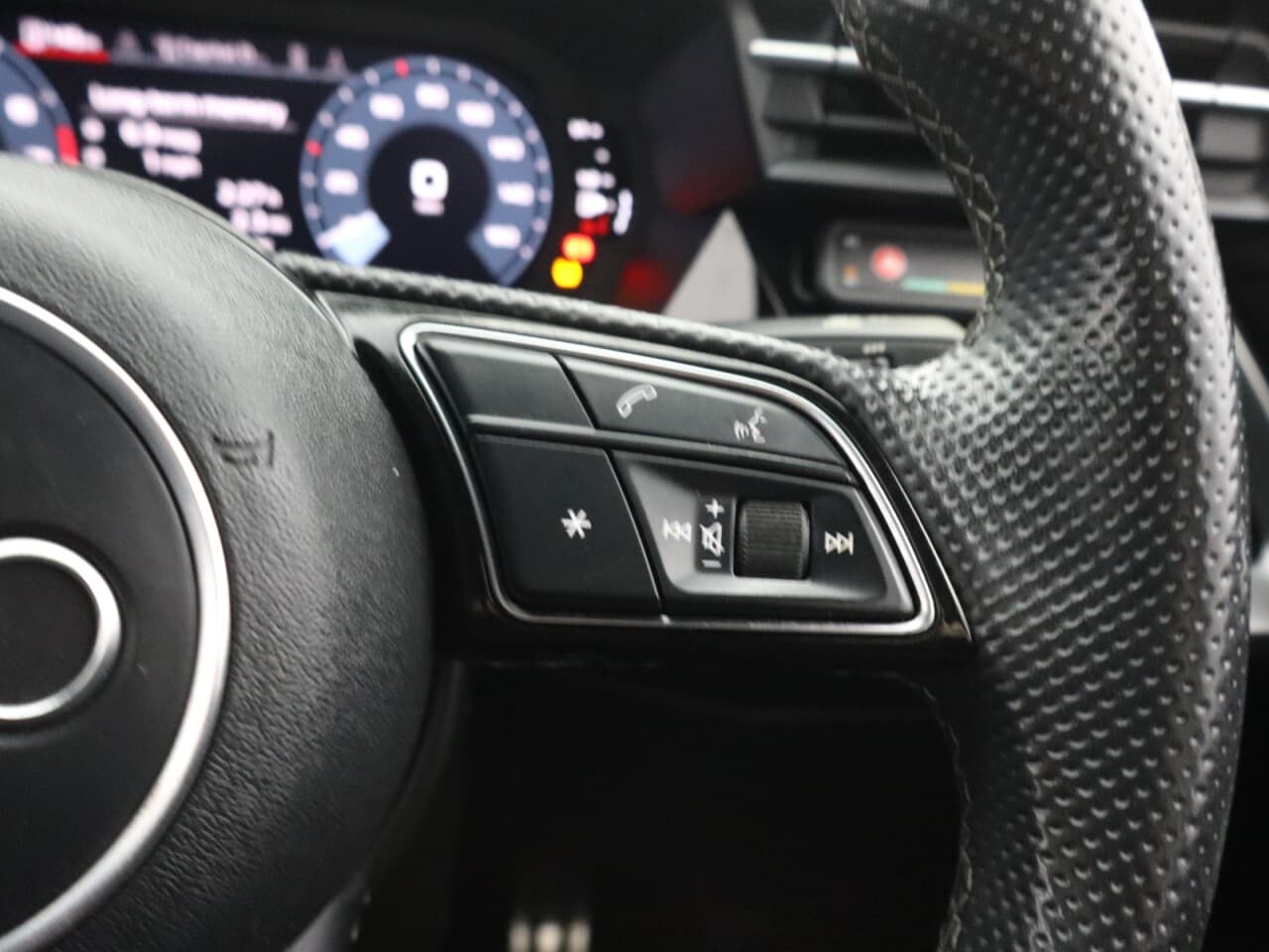Audi A3 1.0 TFSI 30 S line — image 18