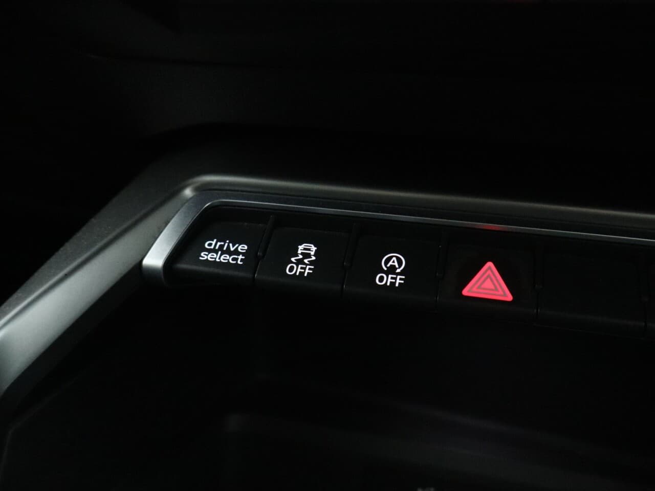Audi A3 1.0 TFSI 30 S line — image 30