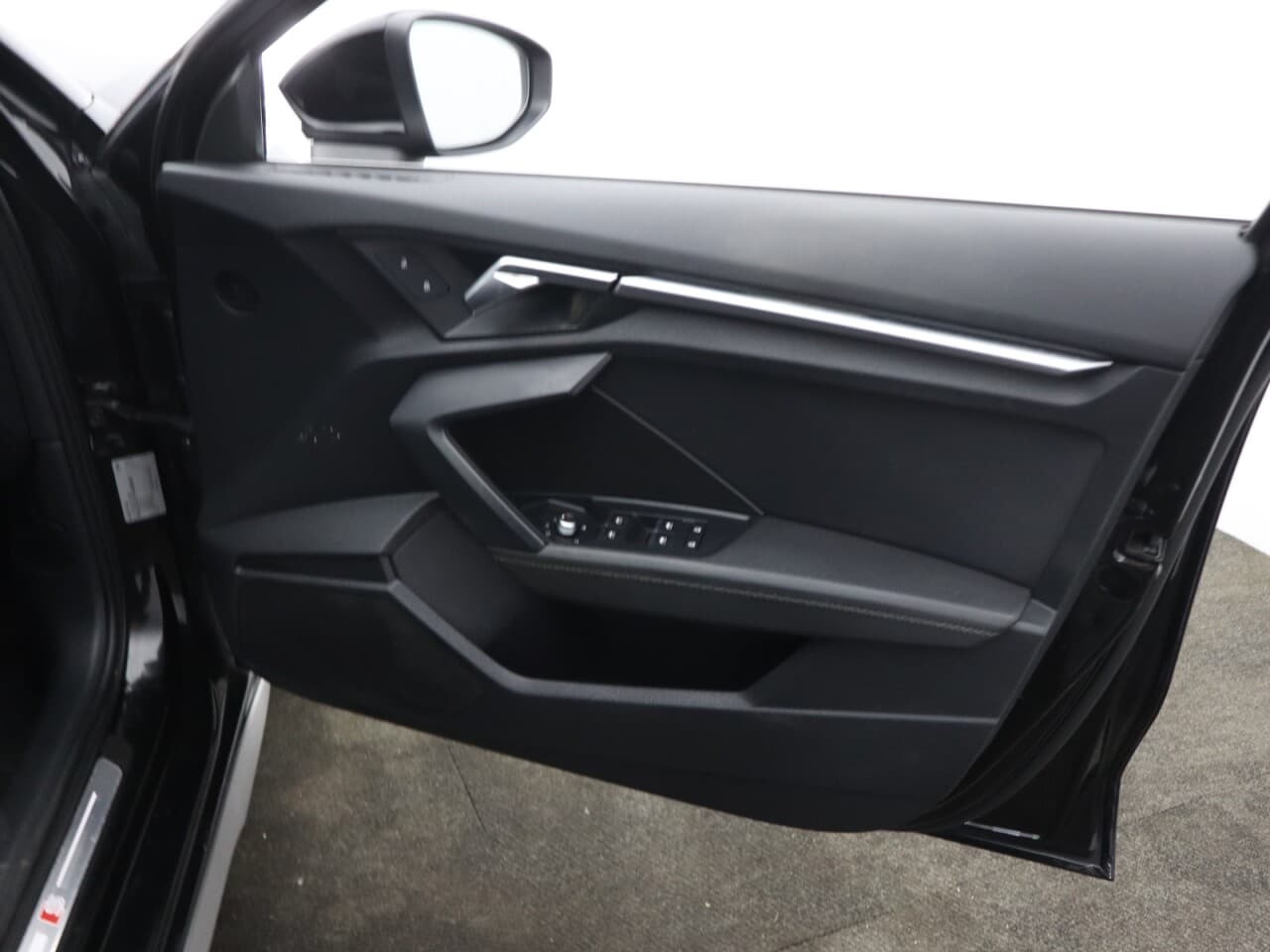 Audi A3 1.0 TFSI 30 S line — image 50