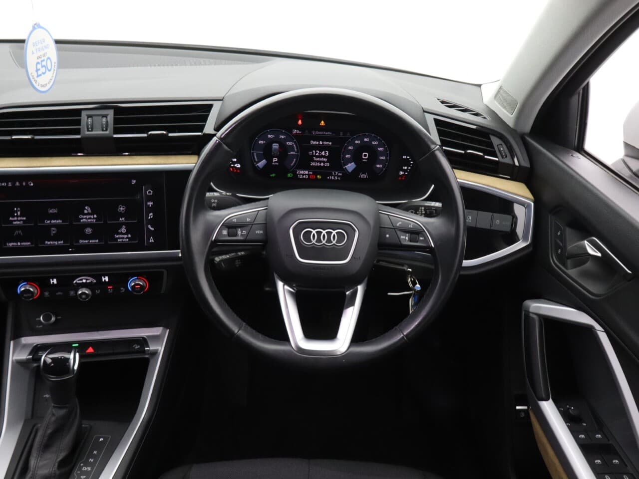 Audi Q3 1.4 TFSIe 45 Technik — image 16