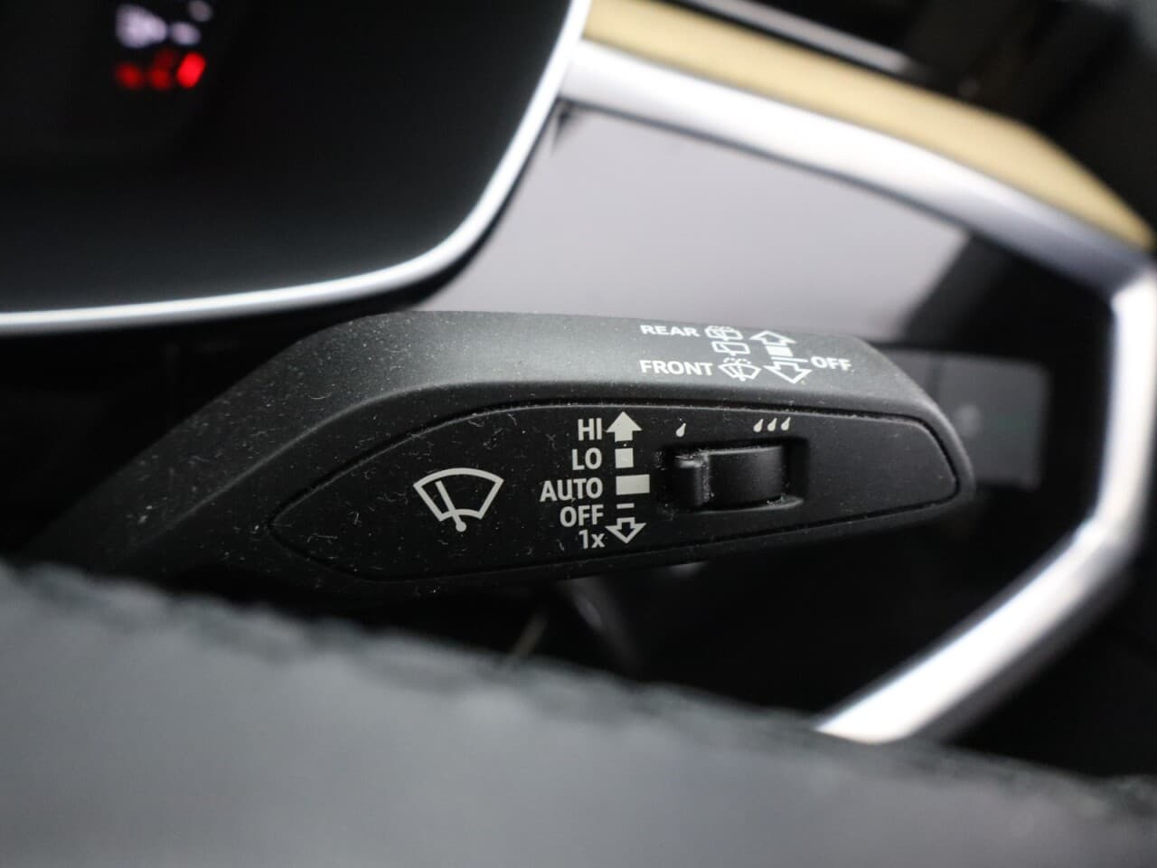 Audi Q3 1.4 TFSIe 45 Technik — image 39