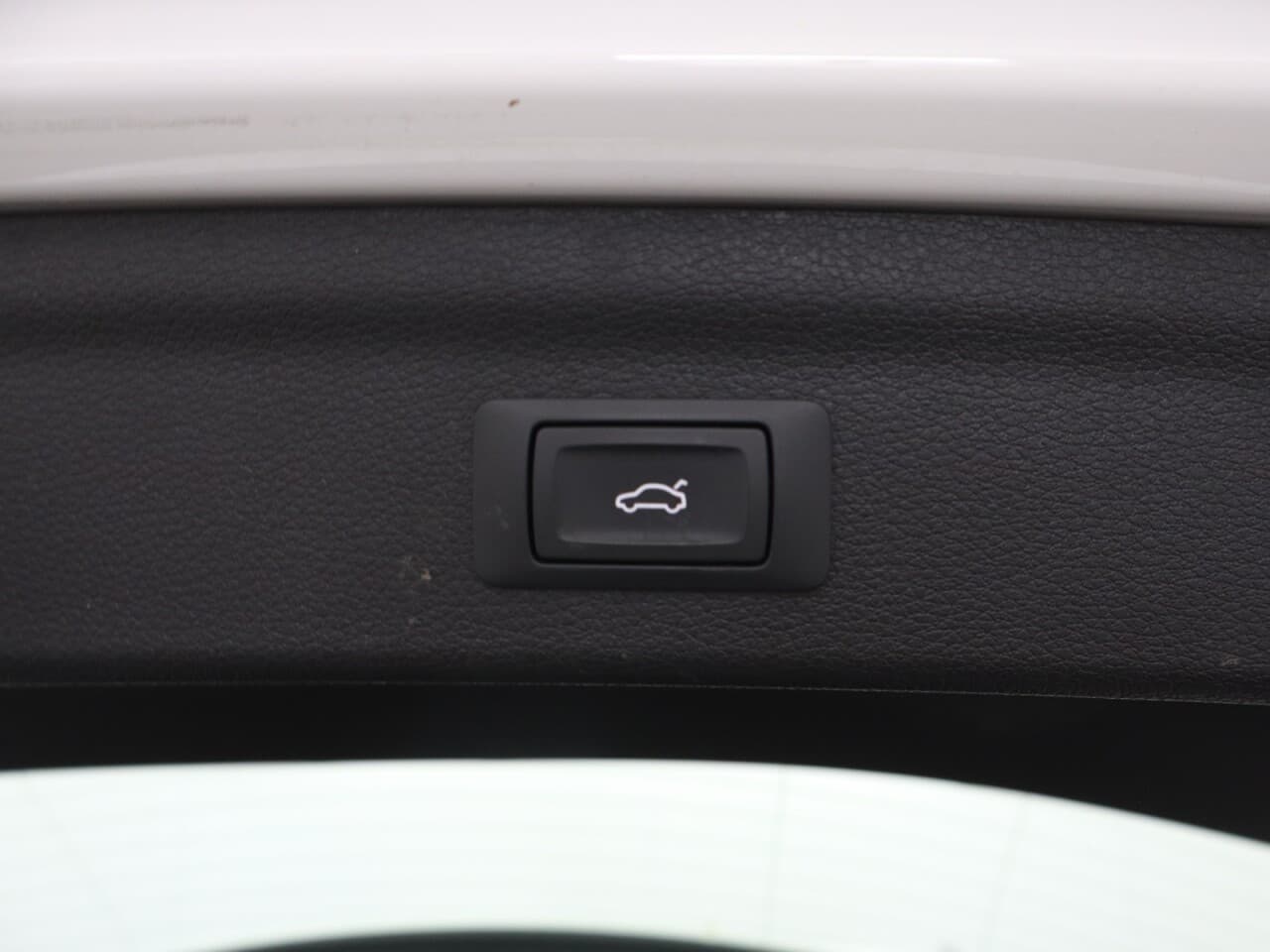 Audi Q3 1.4 TFSIe 45 Technik — image 45