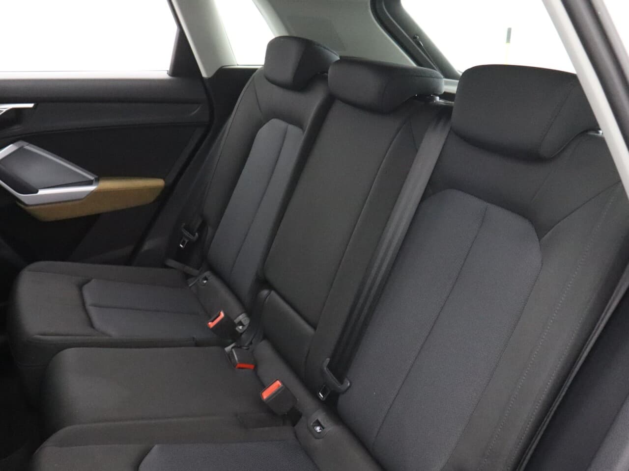 Audi Q3 1.4 TFSIe 45 Technik — image 43