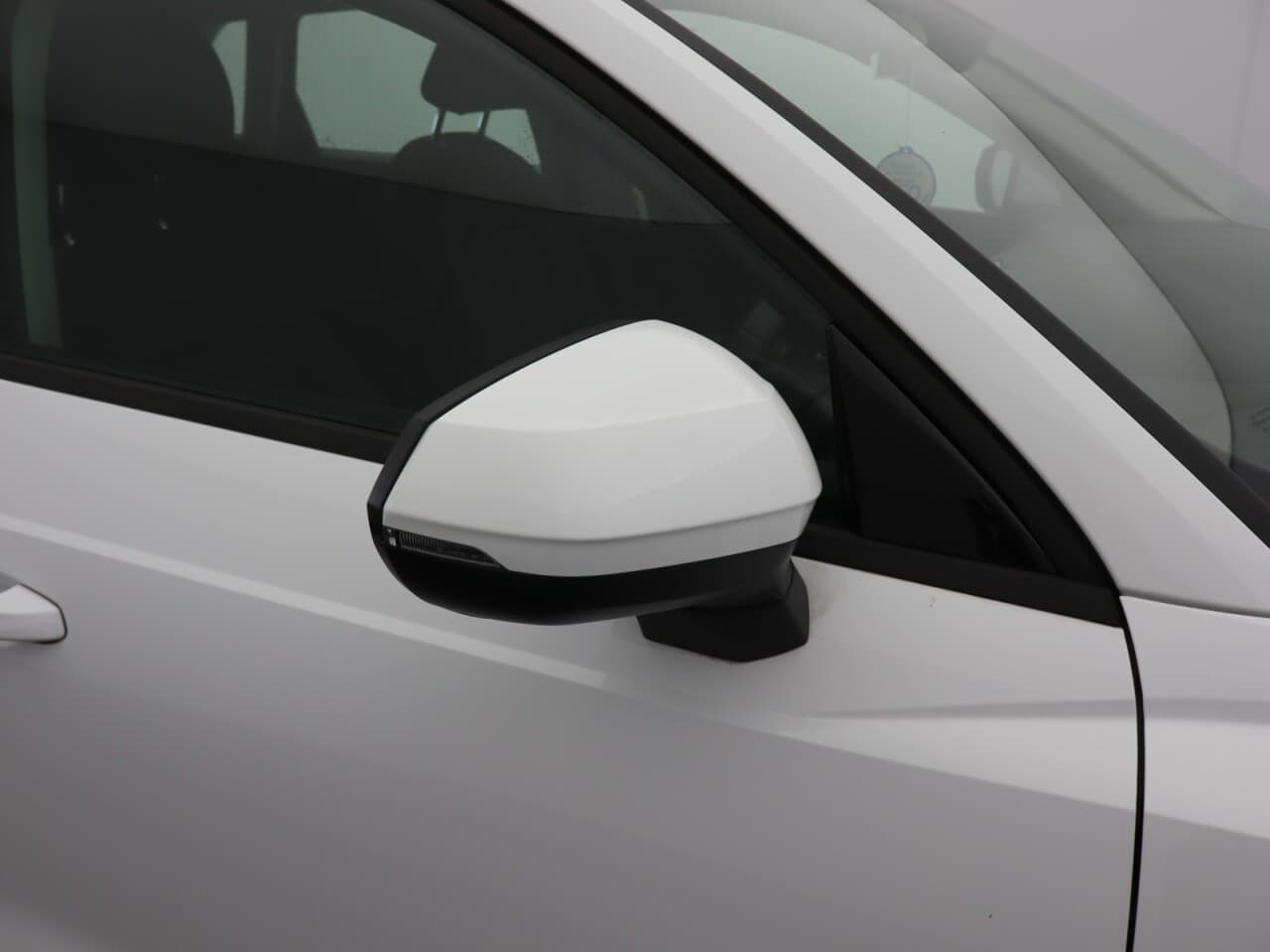 Audi Q3 1.4 TFSIe 45 Technik — image 51