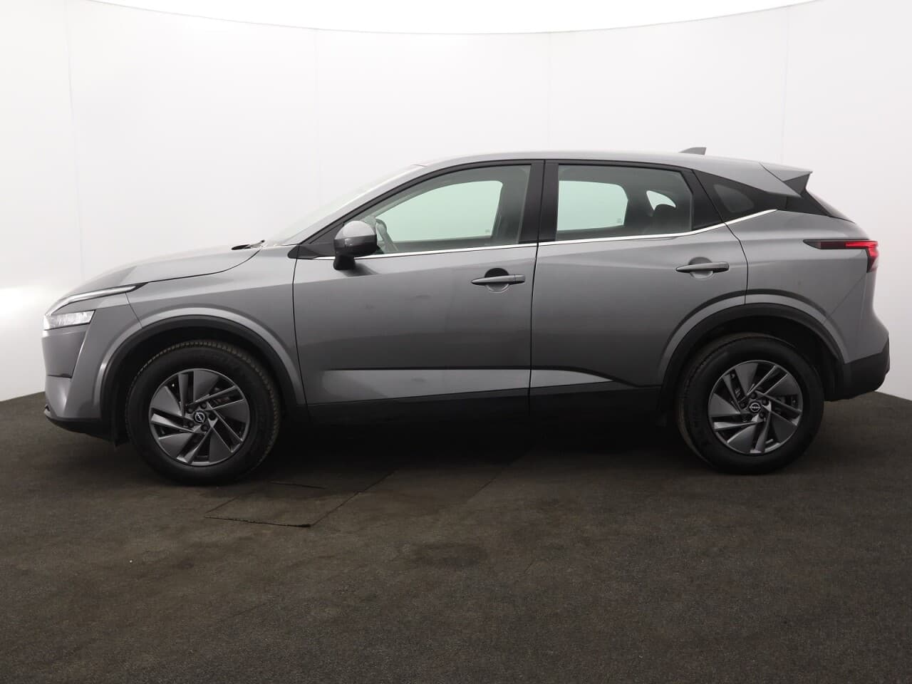 Nissan Qashqai 1.3 DIG-T MHEV Acenta Premium — image 6
