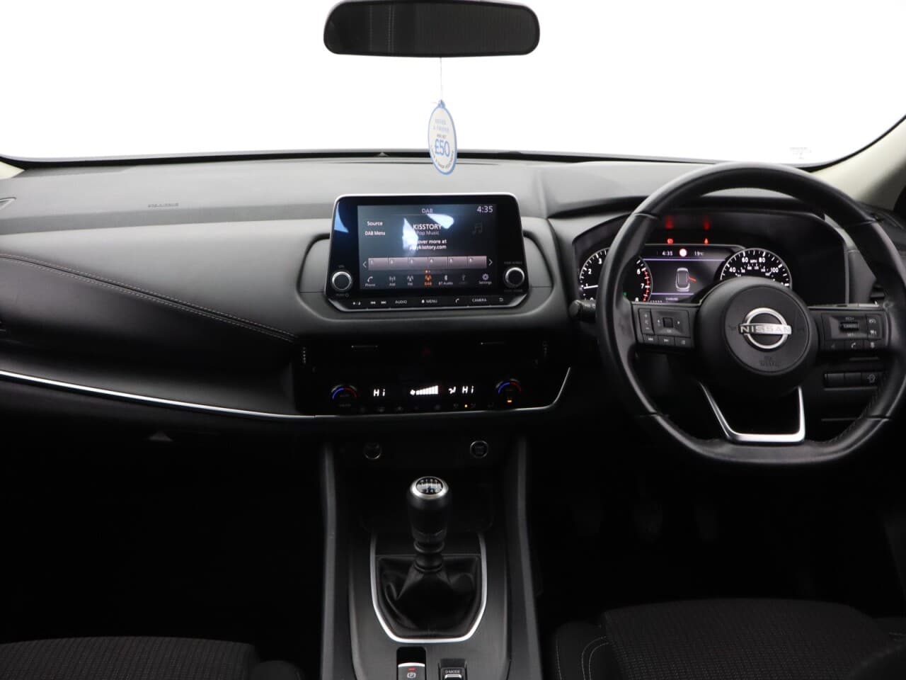 Nissan Qashqai 1.3 DIG-T MHEV Acenta Premium — image 12