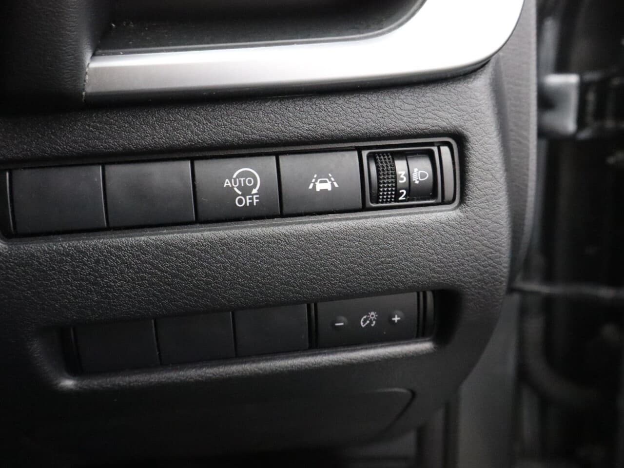 Nissan Qashqai 1.3 DIG-T MHEV Acenta Premium — image 38