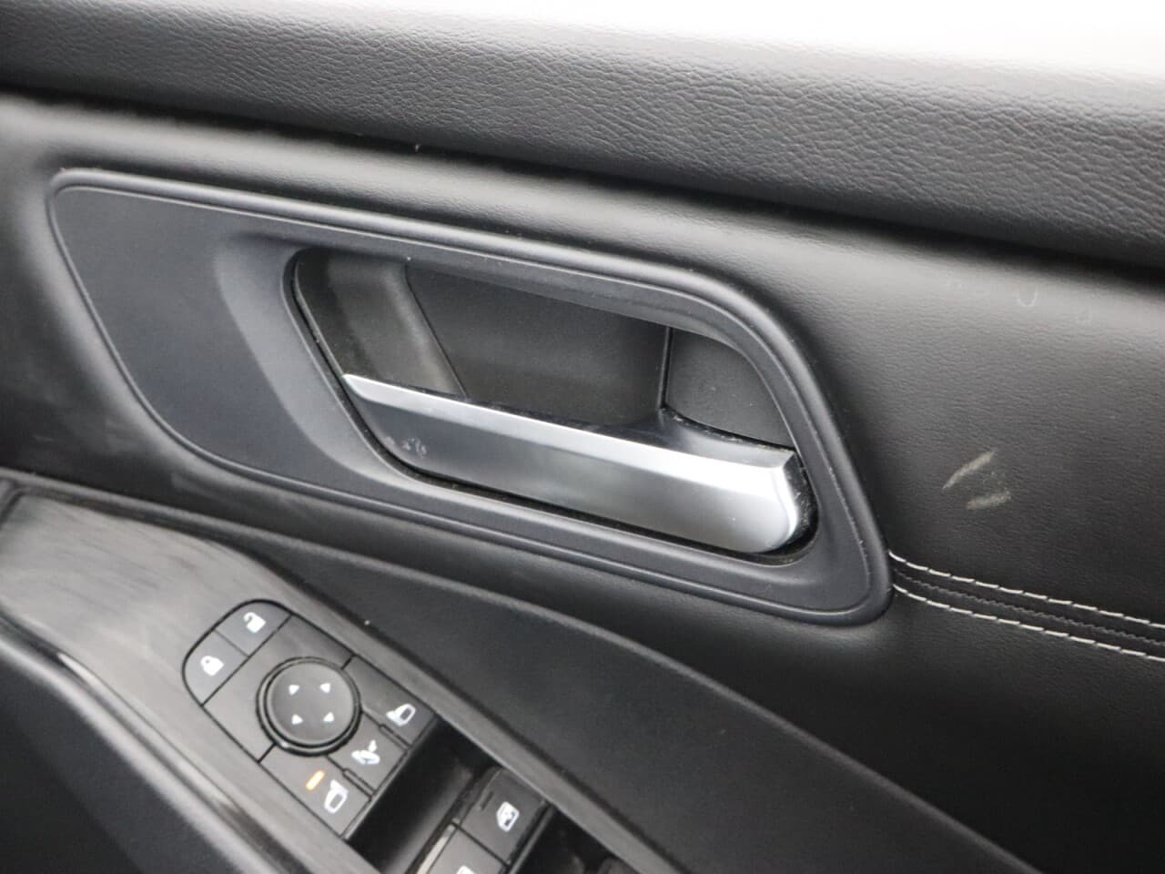 Nissan Qashqai 1.3 DIG-T MHEV Acenta Premium — image 46
