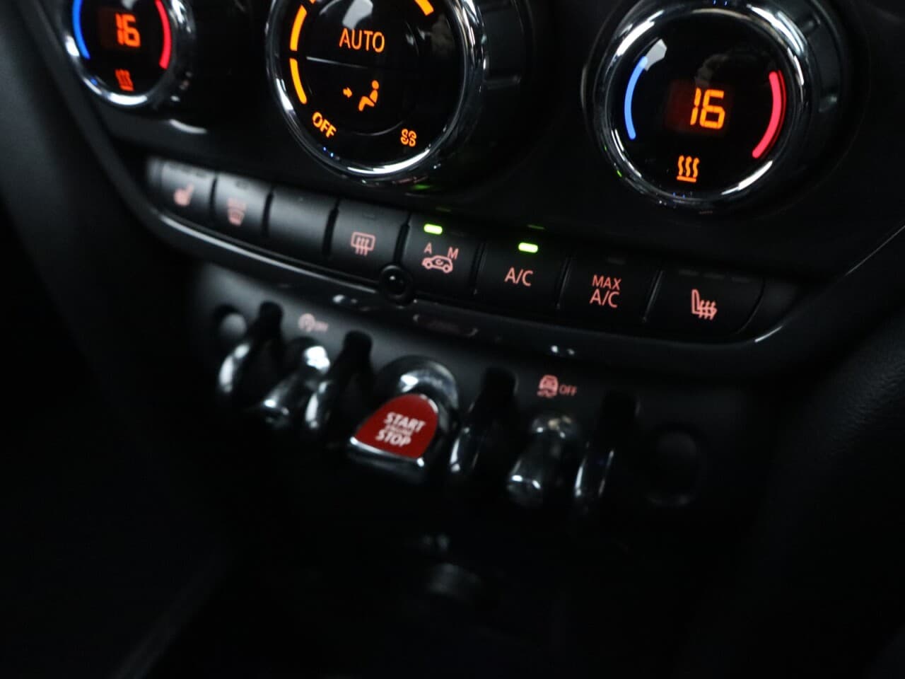 Mini Countryman 1.5 Cooper Sport — image 30