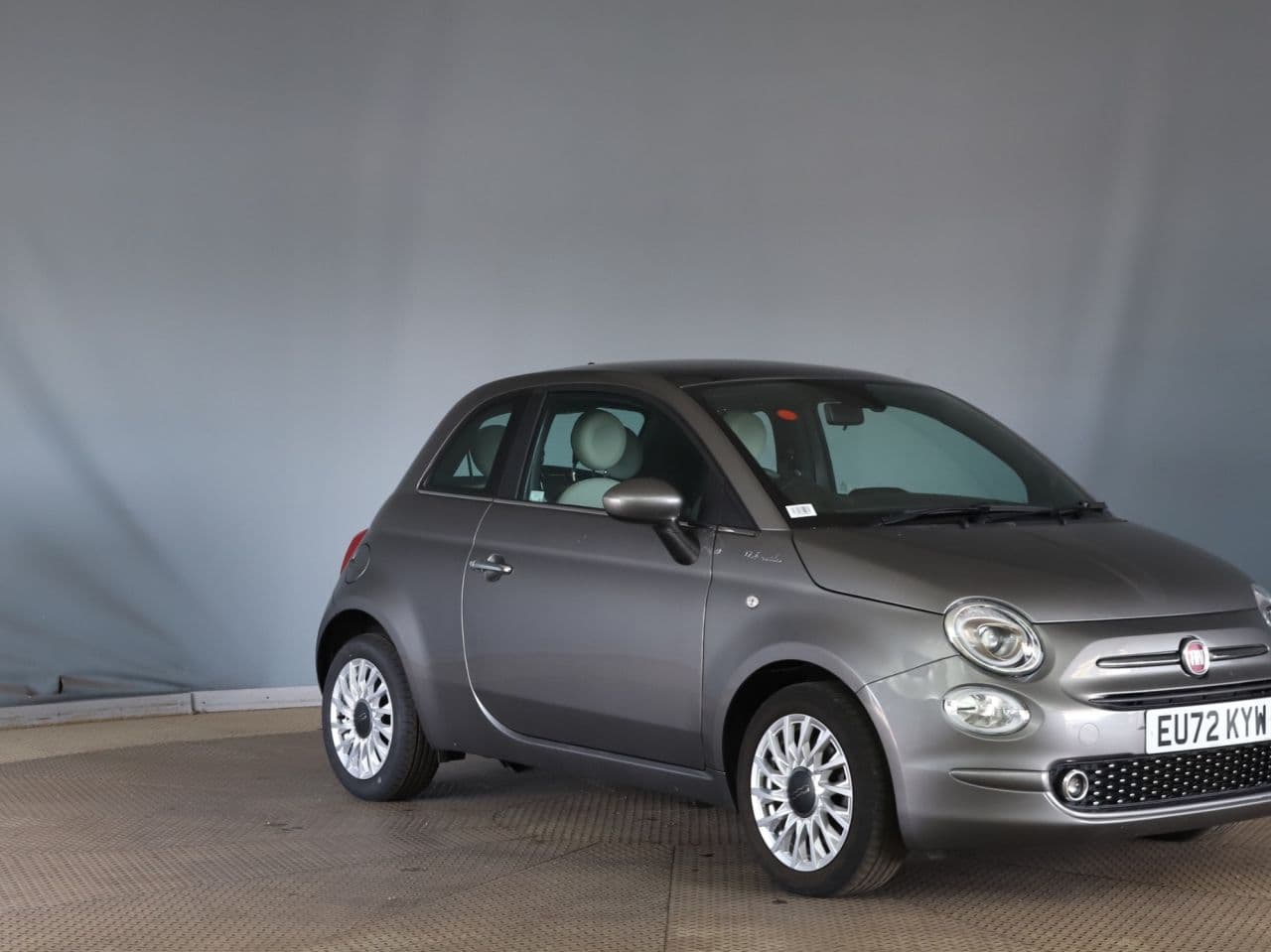 Fiat 500 1.0 MHEV Dolcevita view 1