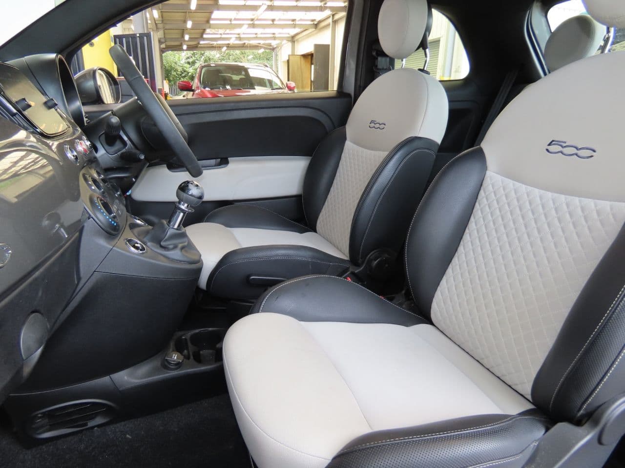 Fiat 500 1.0 MHEV Dolcevita — image 8