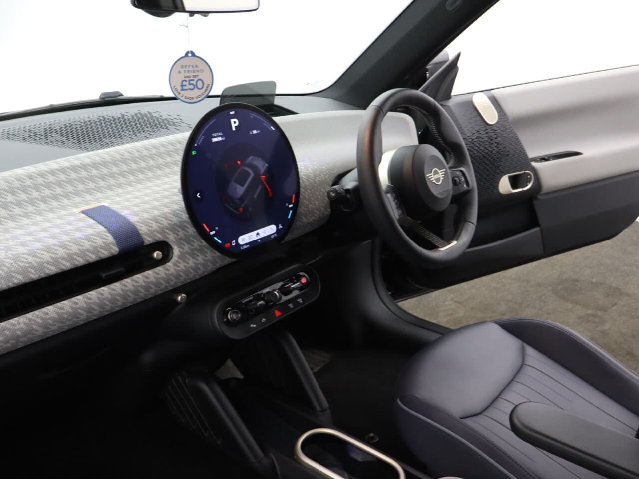 Mini Cooper E 160KW 54KWH SE EXCLUSIVE L3 — image 45