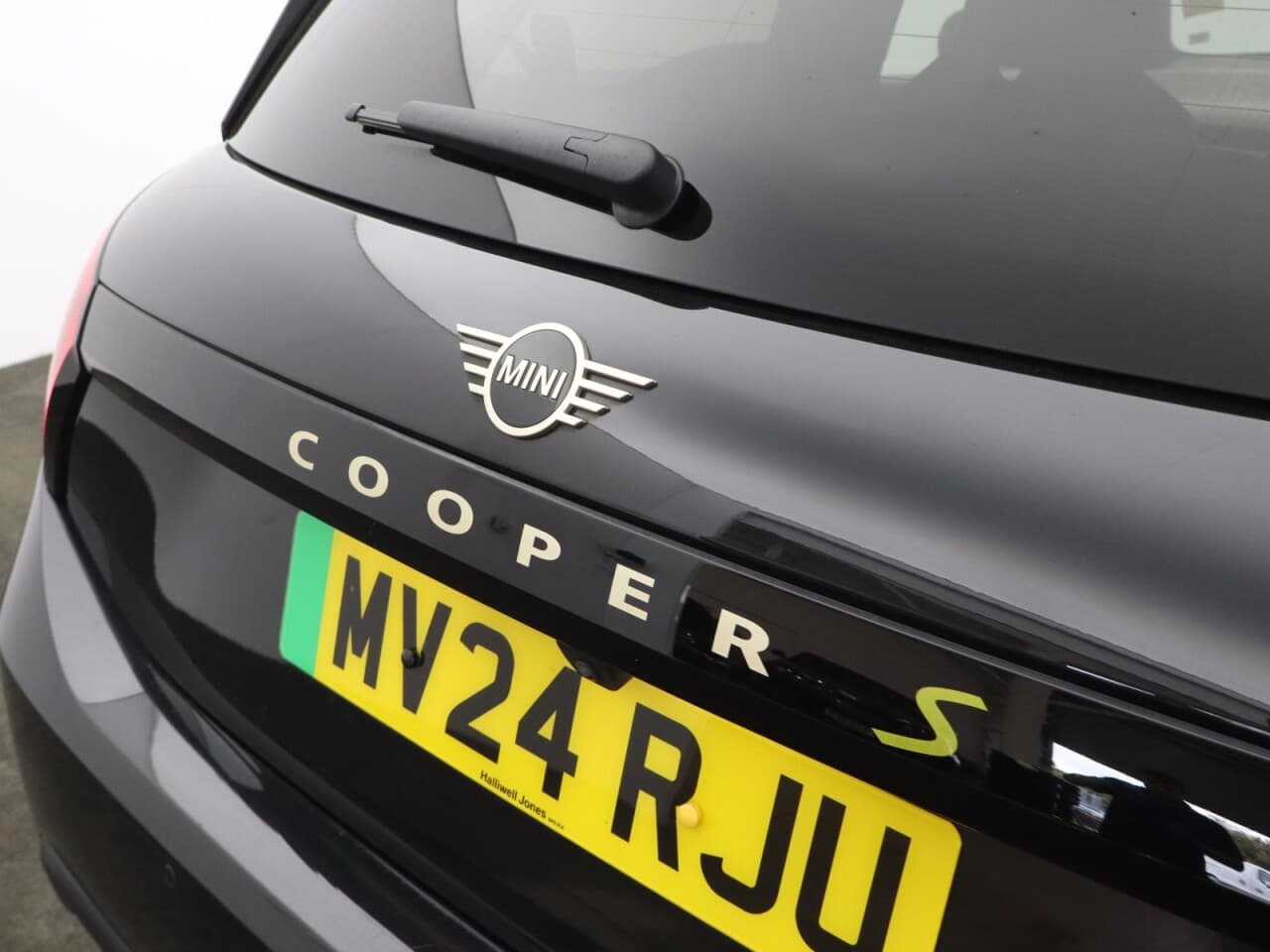 Mini Cooper E 160KW 54KWH SE EXCLUSIVE L3 — image 60