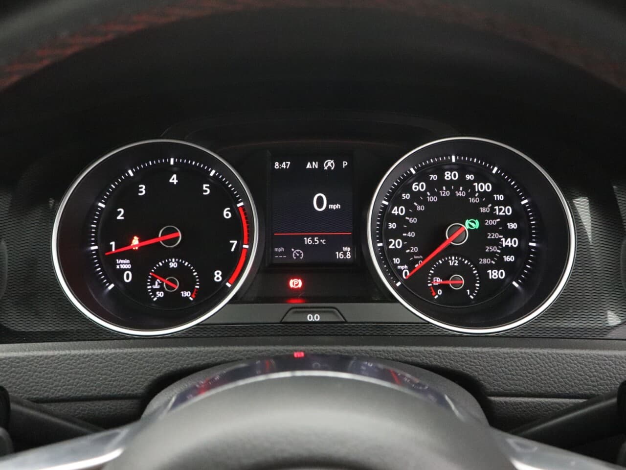 Volkswagen Golf 2.0 TSI BlueMotion Tech GTI Performance — image 21