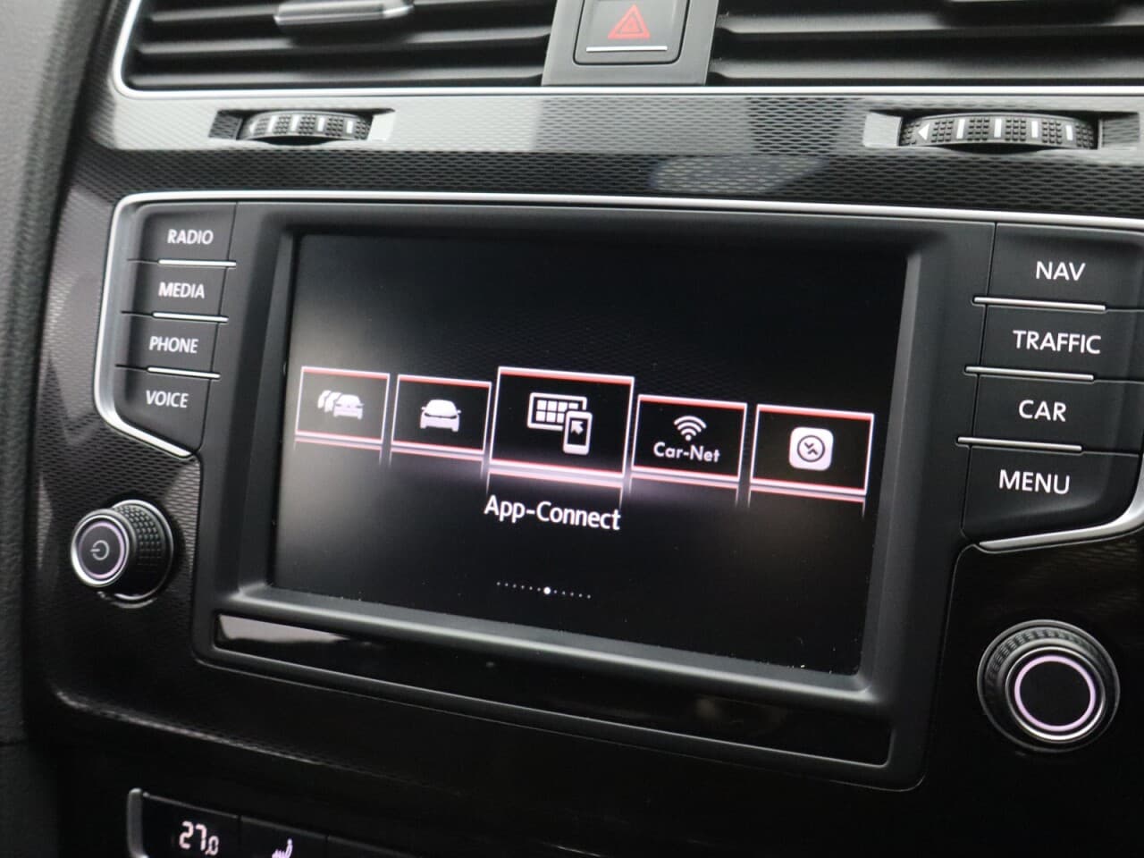 Volkswagen Golf 2.0 TSI BlueMotion Tech GTI Performance — image 37