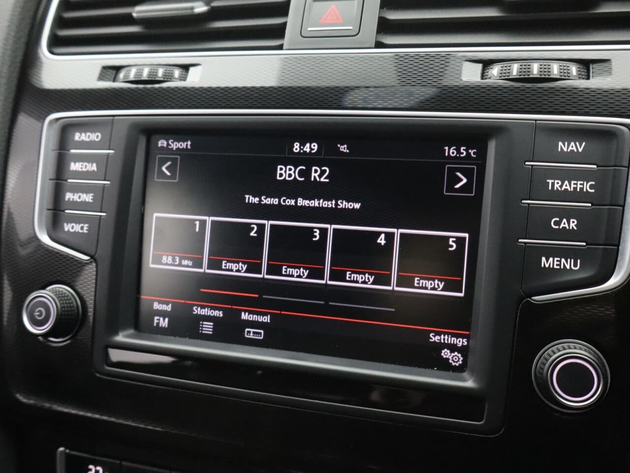 Volkswagen Golf 2.0 TSI BlueMotion Tech GTI Performance — image 38