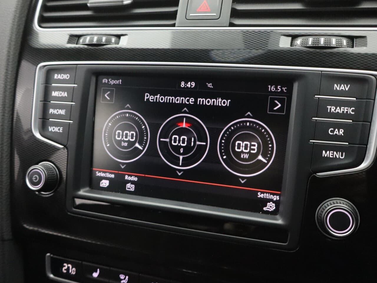 Volkswagen Golf 2.0 TSI BlueMotion Tech GTI Performance — image 39