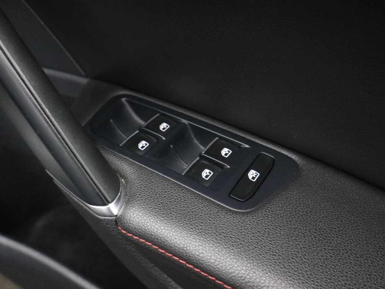 Volkswagen Golf 2.0 TSI BlueMotion Tech GTI Performance — image 54