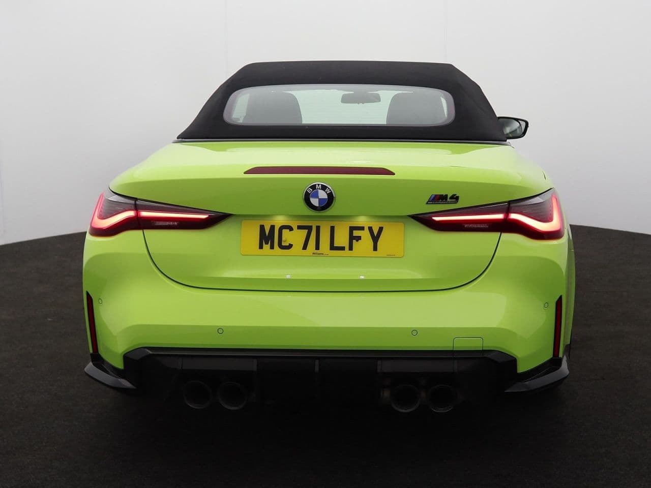 BMW M4 3.0 BiTurbo Competition — image 14