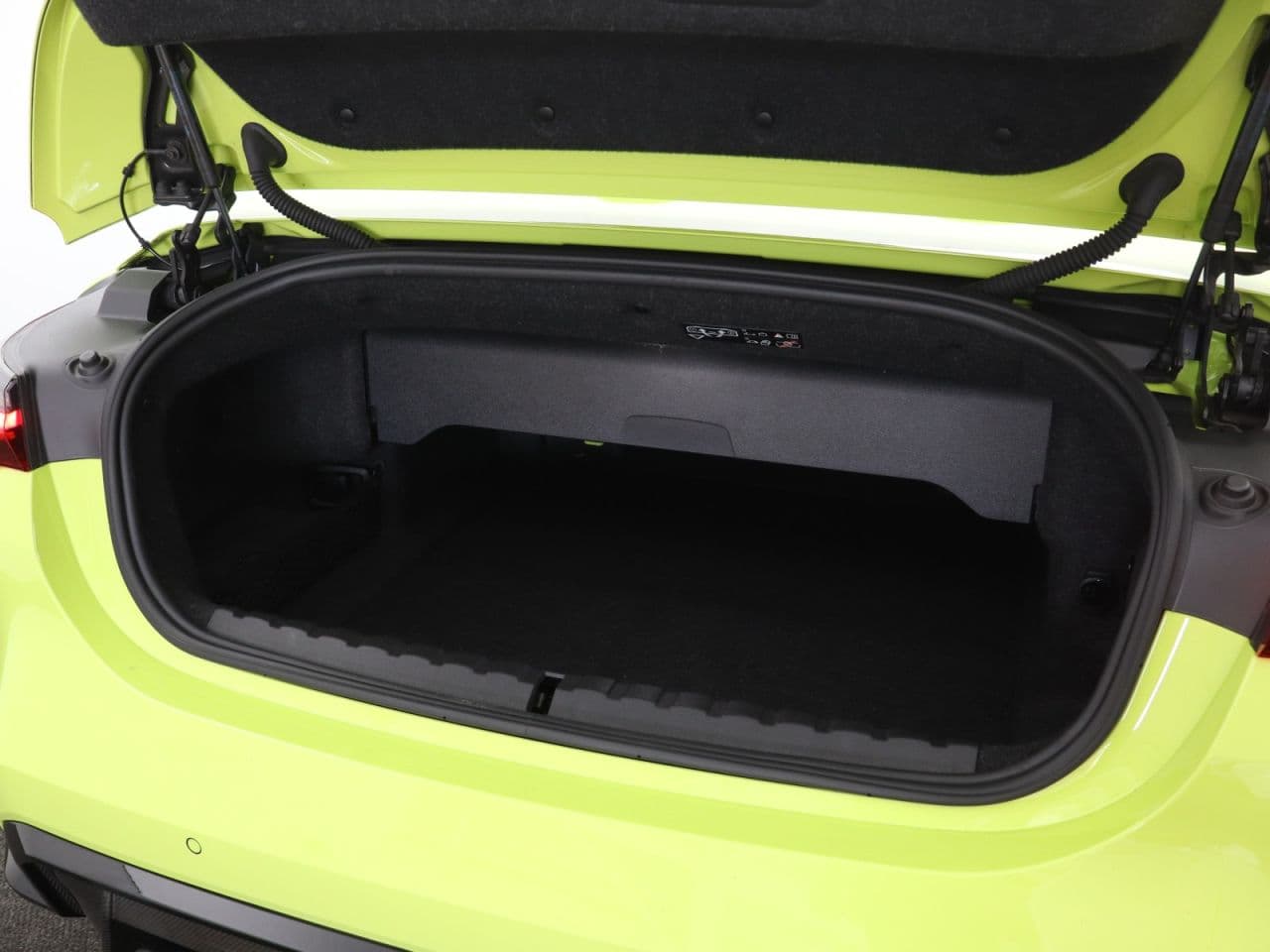 BMW M4 3.0 BiTurbo Competition — image 57