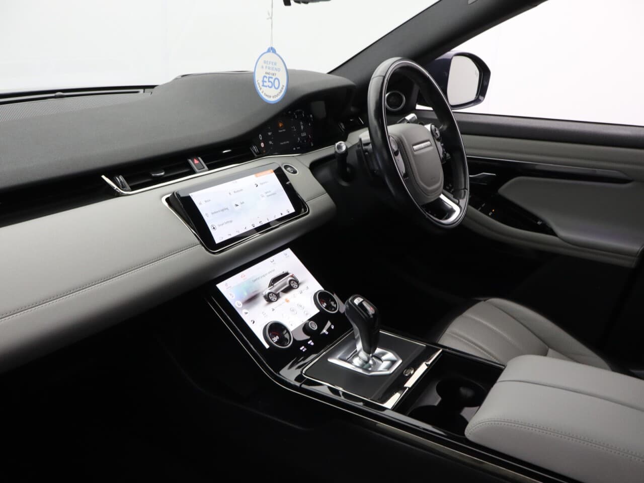 Land Rover Range Rover Evoque 2.0 D180 MHEV First Edition — image 47