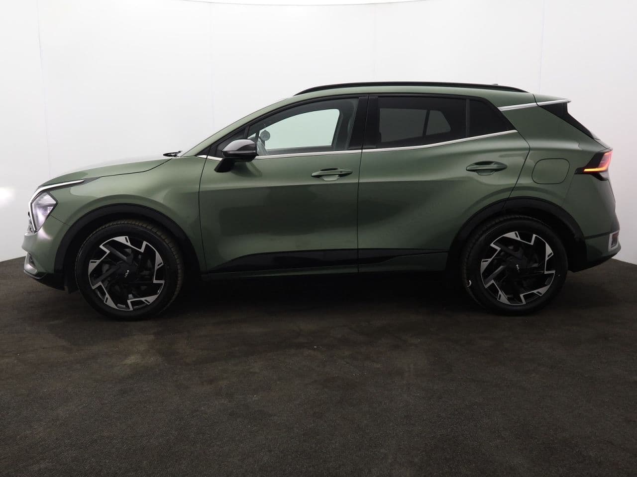 Kia Sportage 1.6 T-GDi 13.8kWh GT-Line — image 6