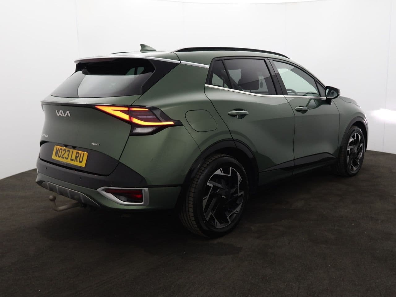 Kia Sportage 1.6 T-GDi 13.8kWh GT-Line — image 10