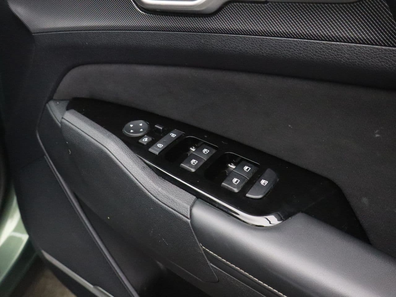 Kia Sportage 1.6 T-GDi 13.8kWh GT-Line — image 53
