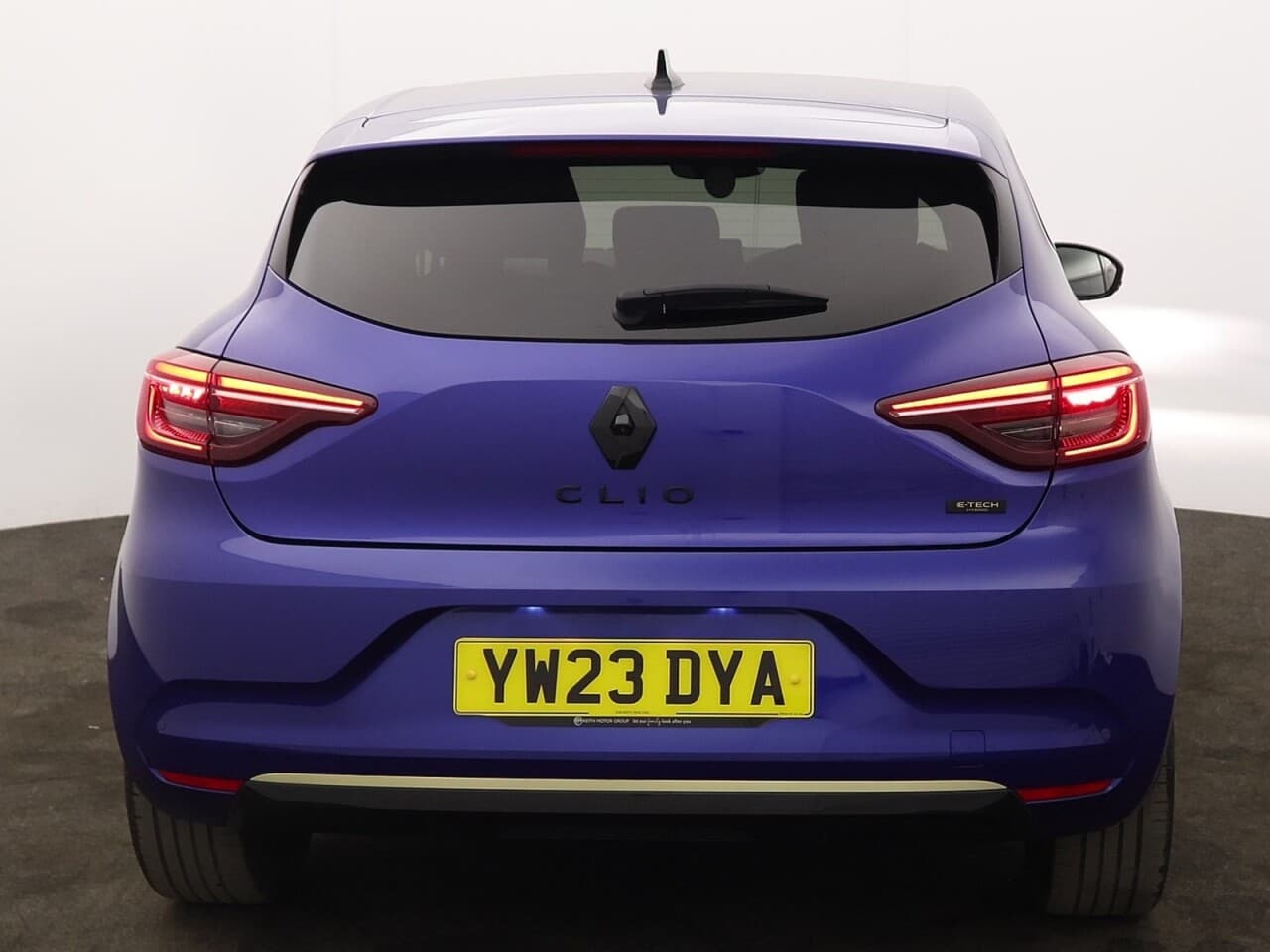 Renault Clio 1.6 E-TECH E-Tech engineered — image 9