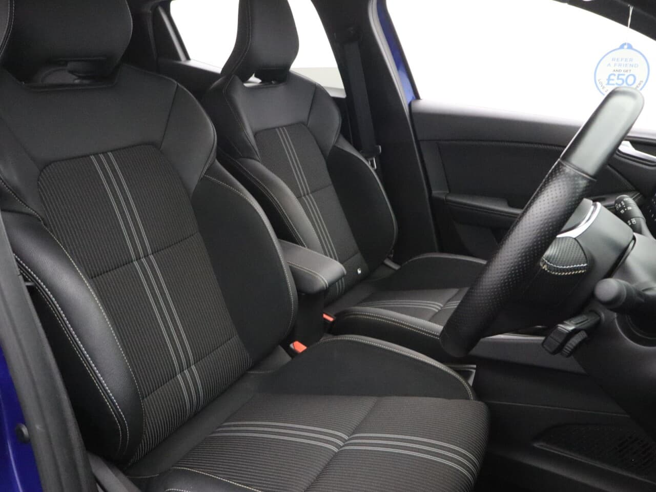 Renault Clio 1.6 E-TECH E-Tech engineered — image 15