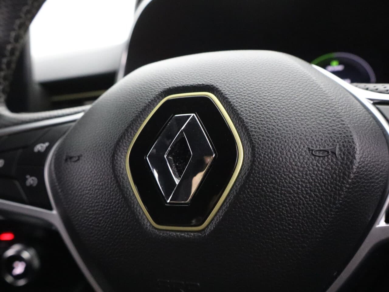 Renault Clio 1.6 E-TECH E-Tech engineered — image 20