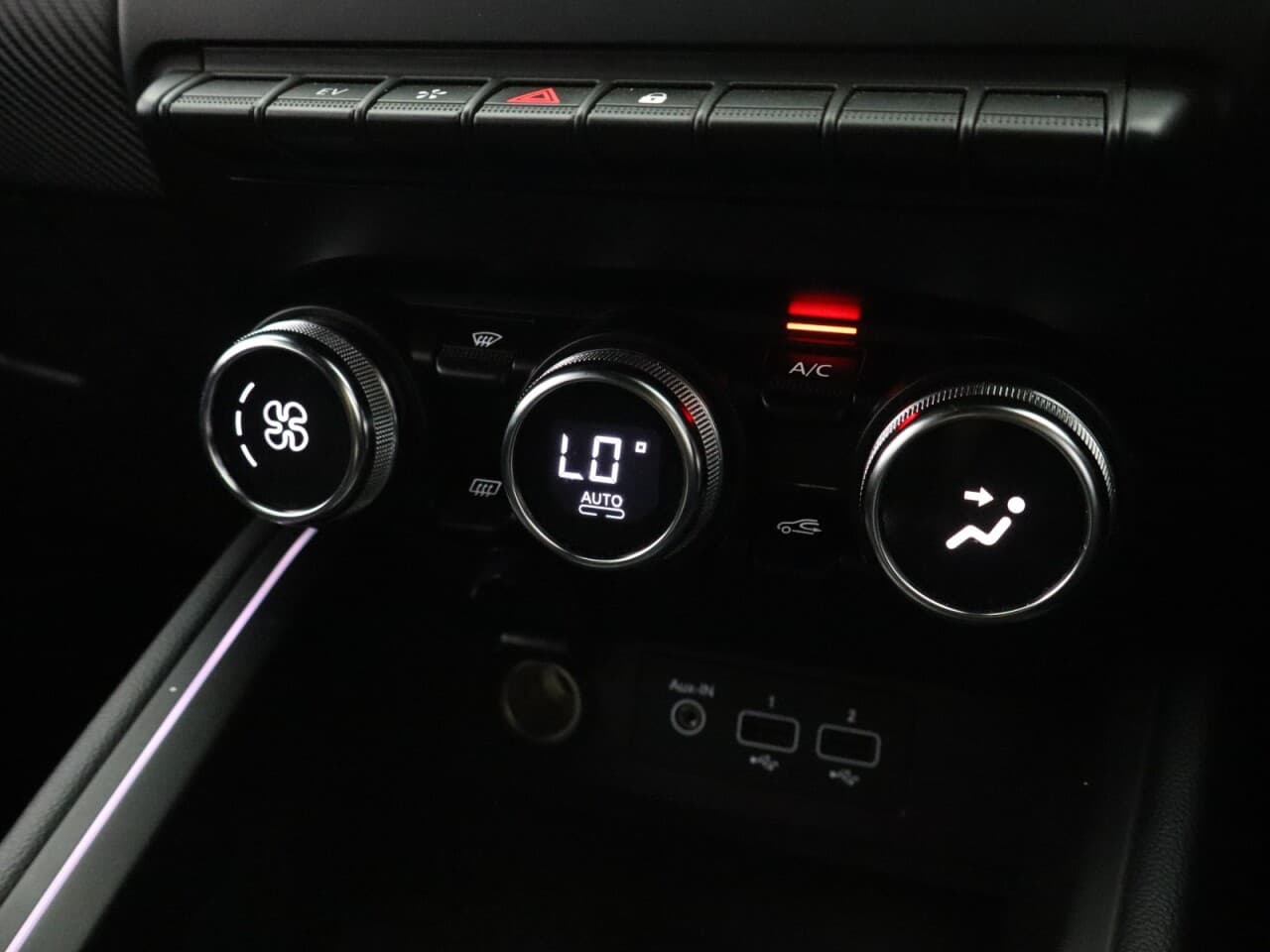Renault Clio 1.6 E-TECH E-Tech engineered — image 29