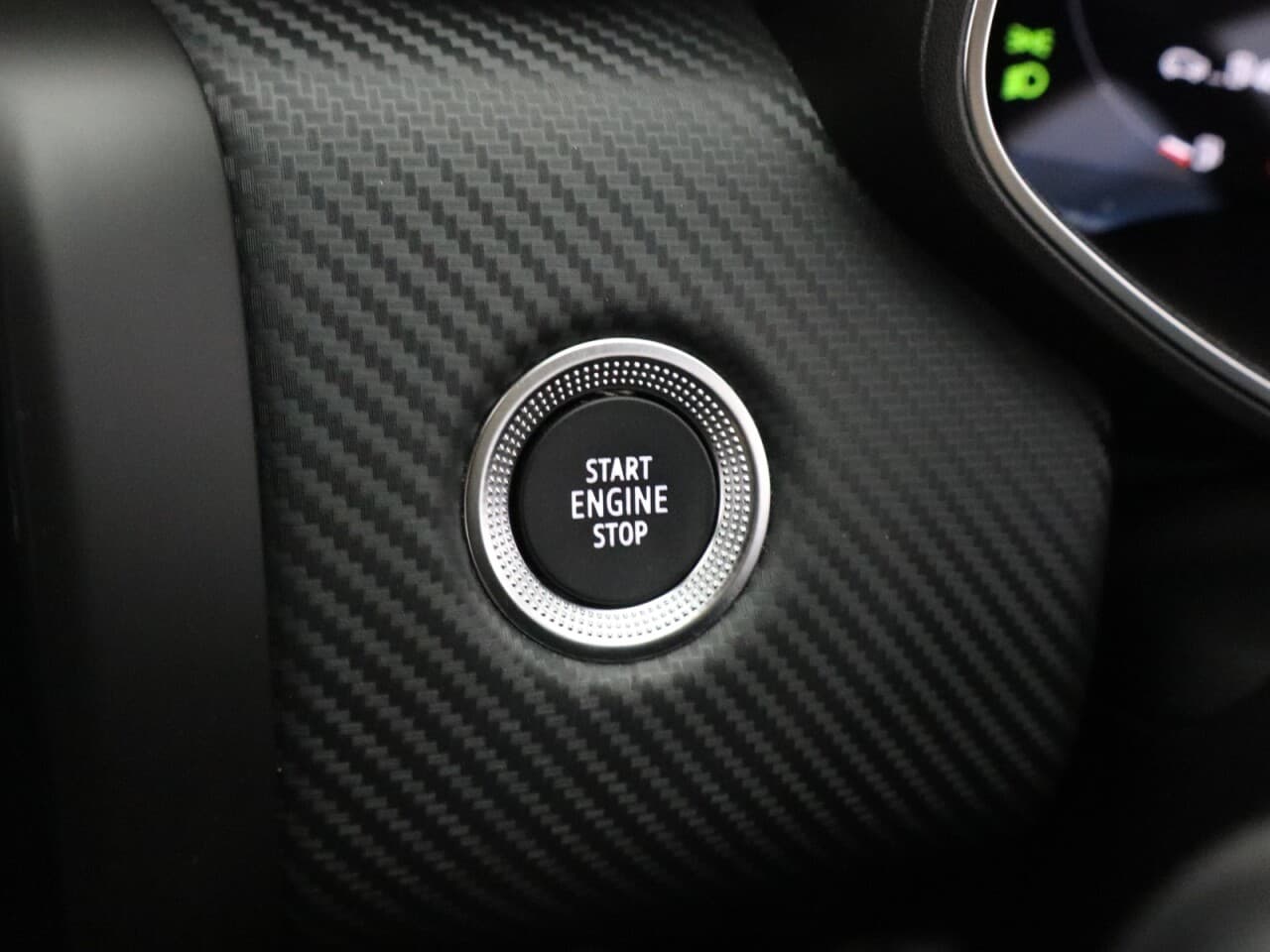 Renault Clio 1.6 E-TECH E-Tech engineered — image 32