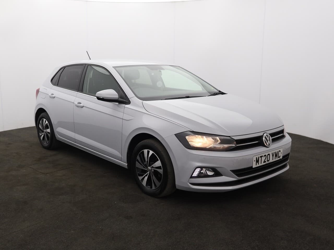 Volkswagen Polo 1.0 TSI Match view 1